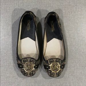 Michael Kors MK Black Leather Trim 7M Flats
